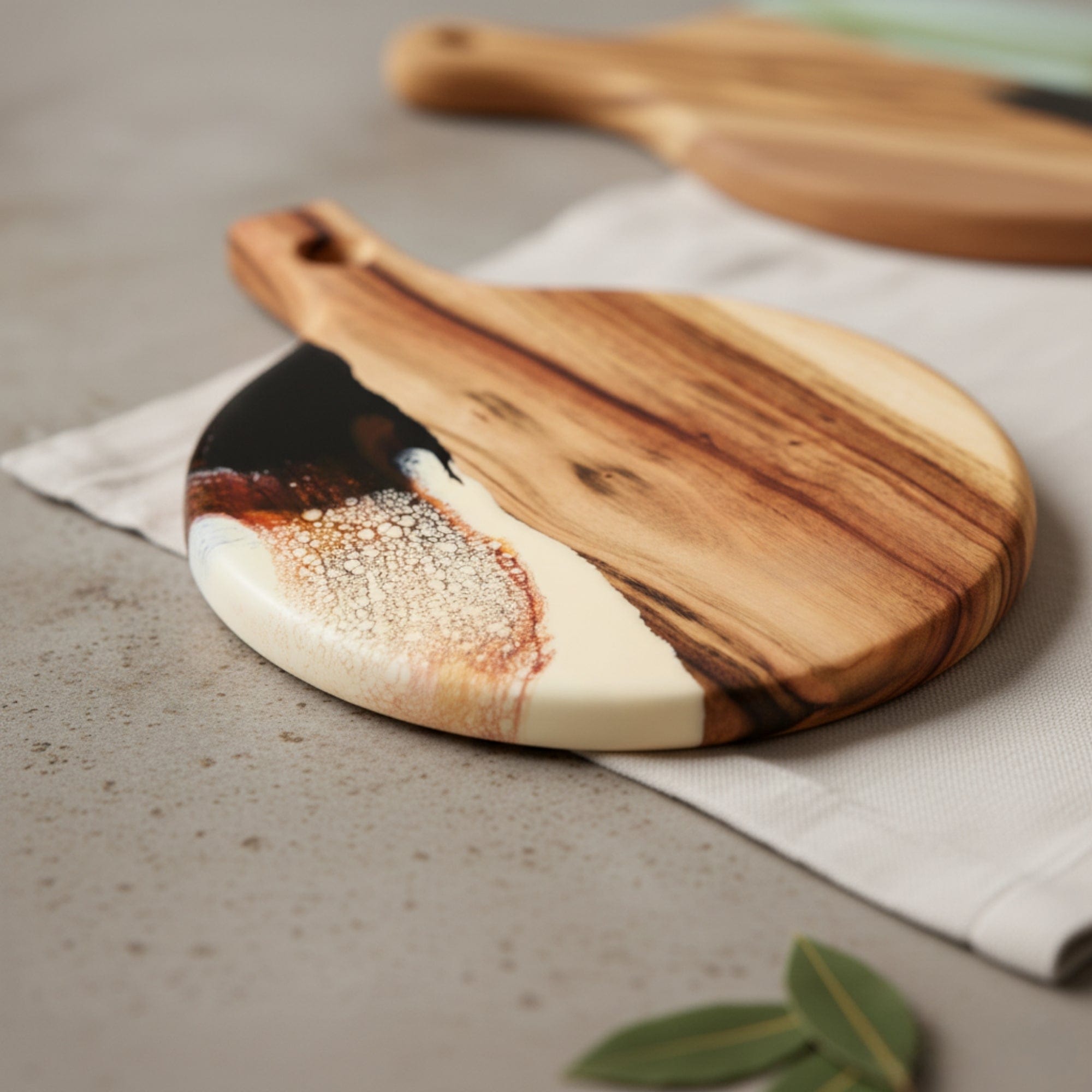 Round Resin Paddle