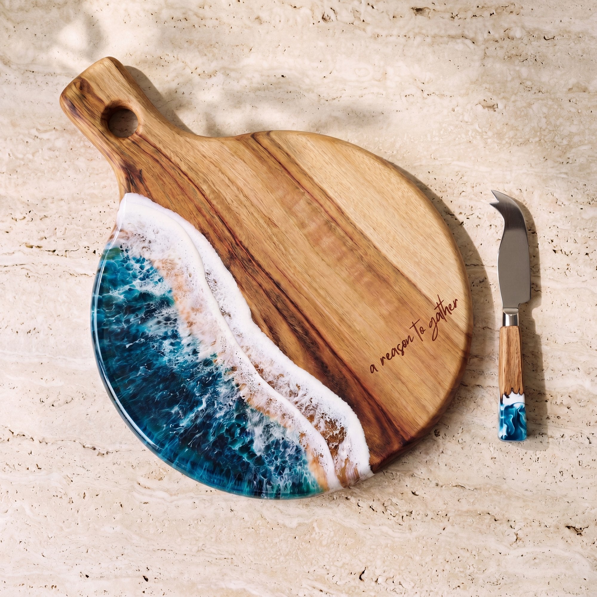Gourmet Duo Gift Box in Seascape - Flat lay of the round board and cheese knife
