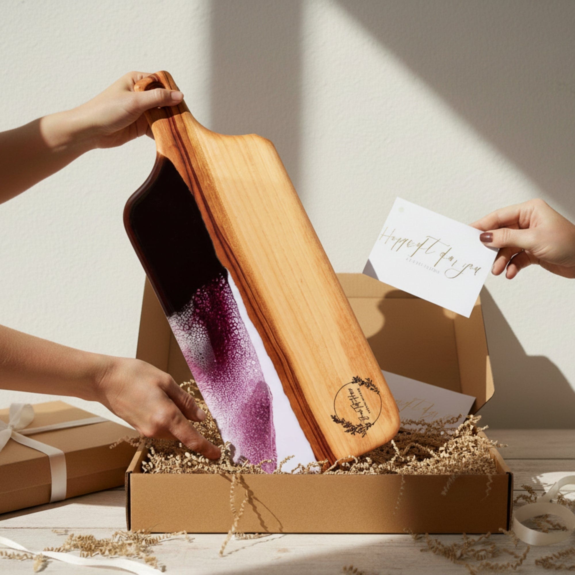 Large Resin Paddle Board in Lilac - Gift box presentation, board in TFD kraft gift box #colour_lilac