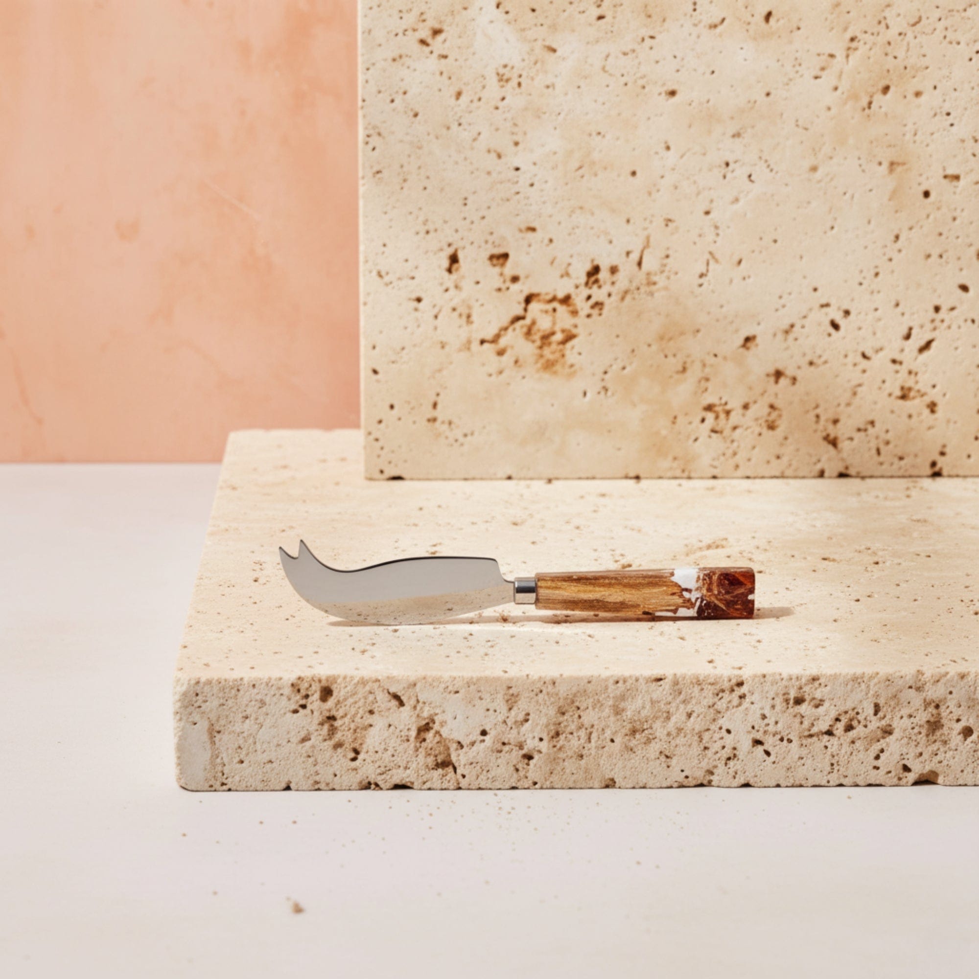 The Nibbles Gift Box in Burnt Ivory - Detail shot showing resin patterns across all bundle pieces