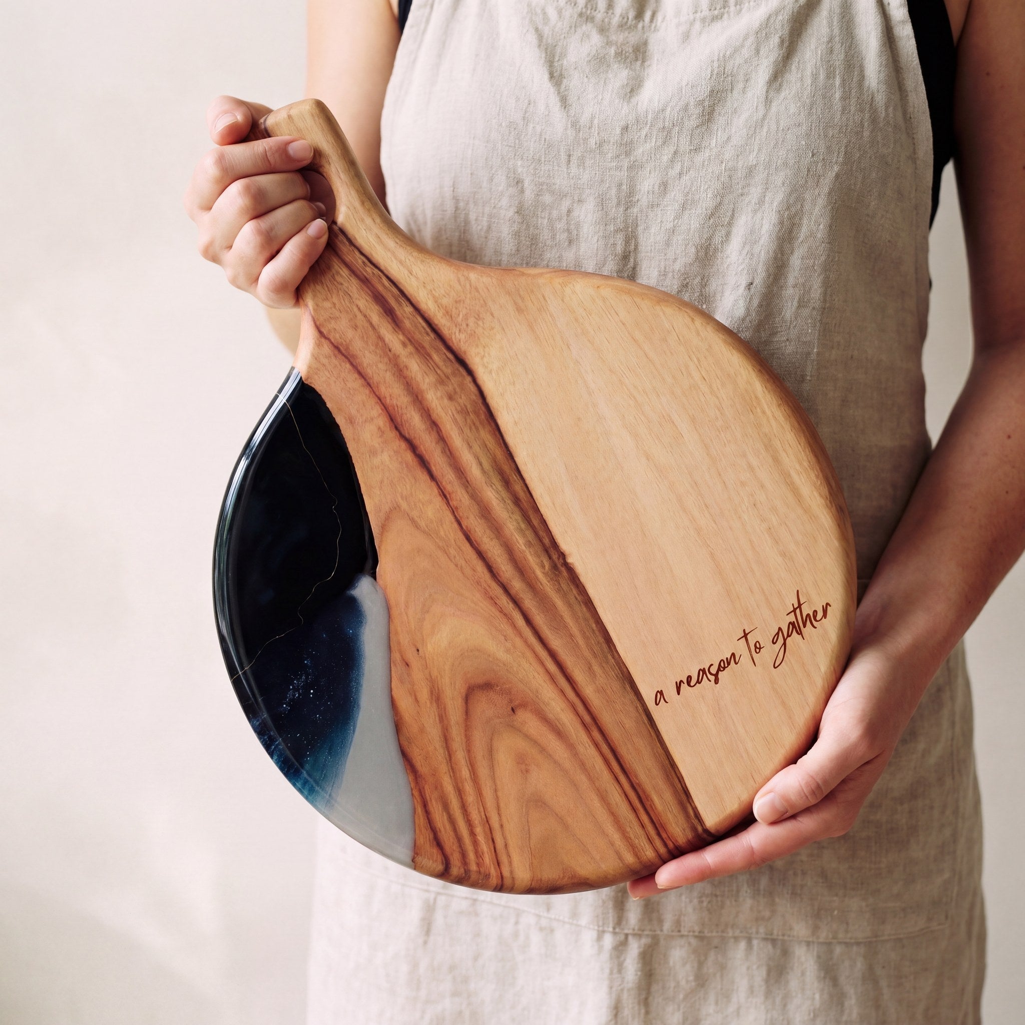 Round Resin Paddle in Slate - Styled flat lay with dried flowers and linens #colour_slate