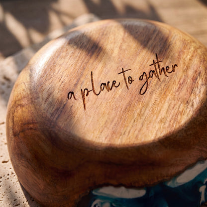 Resin Bowl in Seascape - close-up of the personalised engraving #colour_seascape