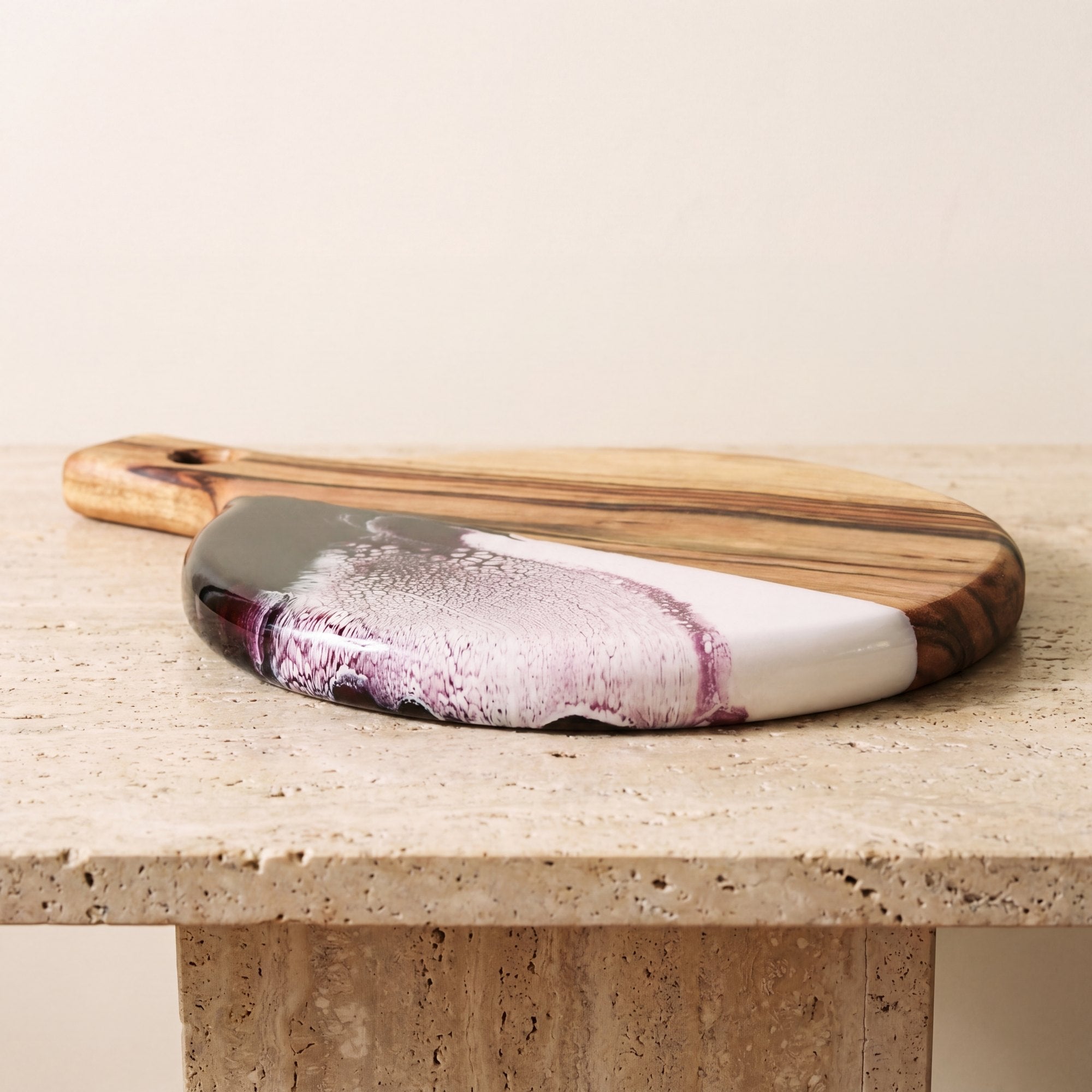 Gourmet Duo Gift Box in Lilac - Round board side profile 