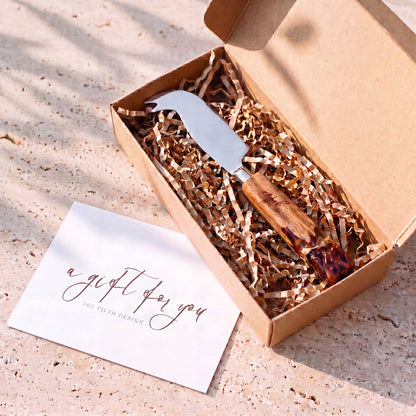 Resin Cheese Knife in Burnt Ivory - gift box presentation #colour_burnt-ivory