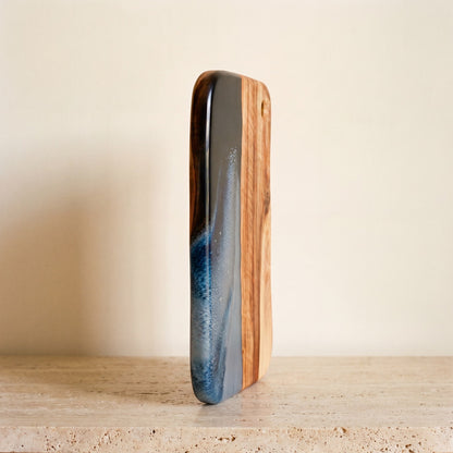 Large Resin Board in Slate - Side profile showing the resin edge #colour_slate