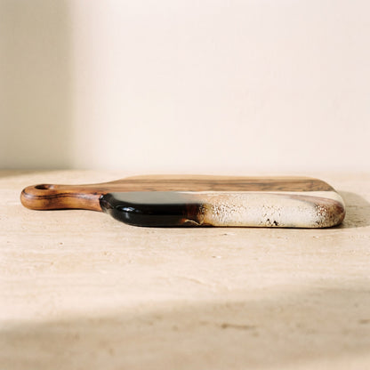 Medium Resin Paddle Board in Burnt Ivory - Side profile showing the resin edge #colour_burnt-ivory