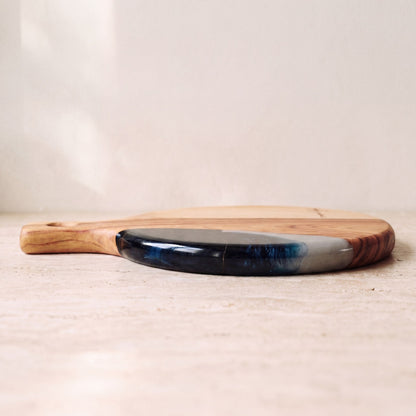 Round Resin Paddle in Slate - Gift wrapping presentation with TFD branded packaging #colour_slate